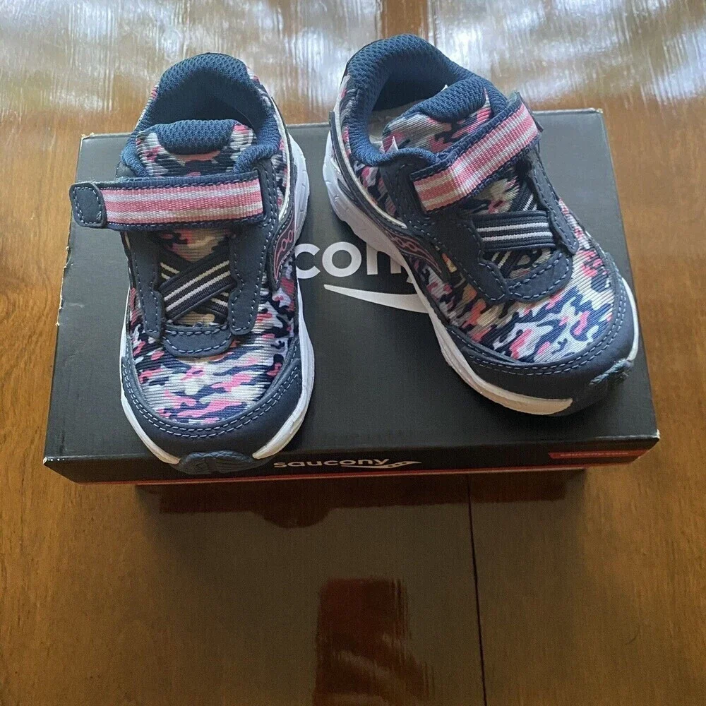Saucony Kids' Ride 10 Jr Running Shoe Pink Size Toddler 5W New